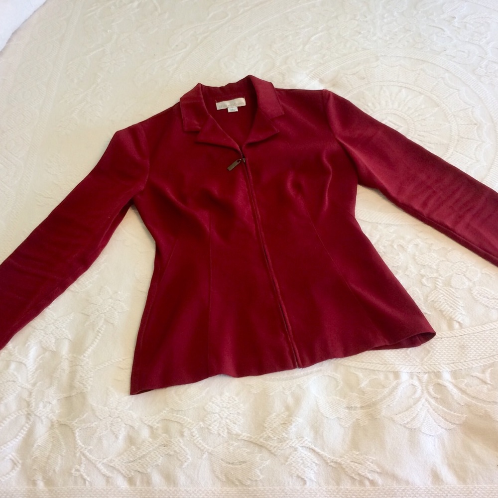 Dress Barn maroon zippered jacket size 4.